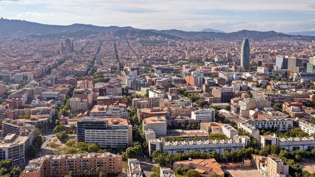 Infos francaises Espagne Barcelone veut mettre fin aux lieux